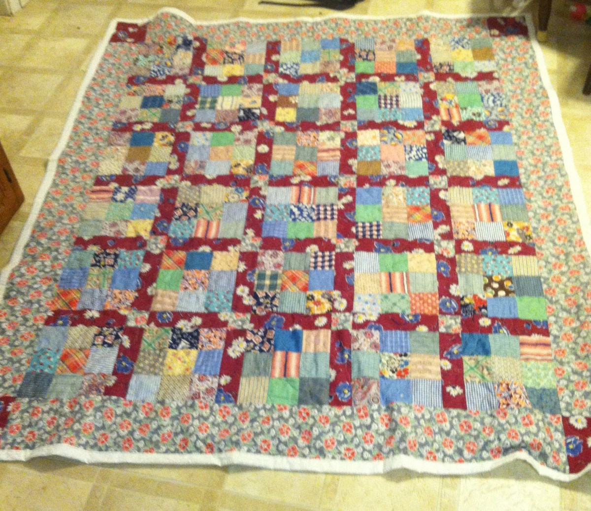 Vintage 9-Patch Lap&nbsp;Quilt